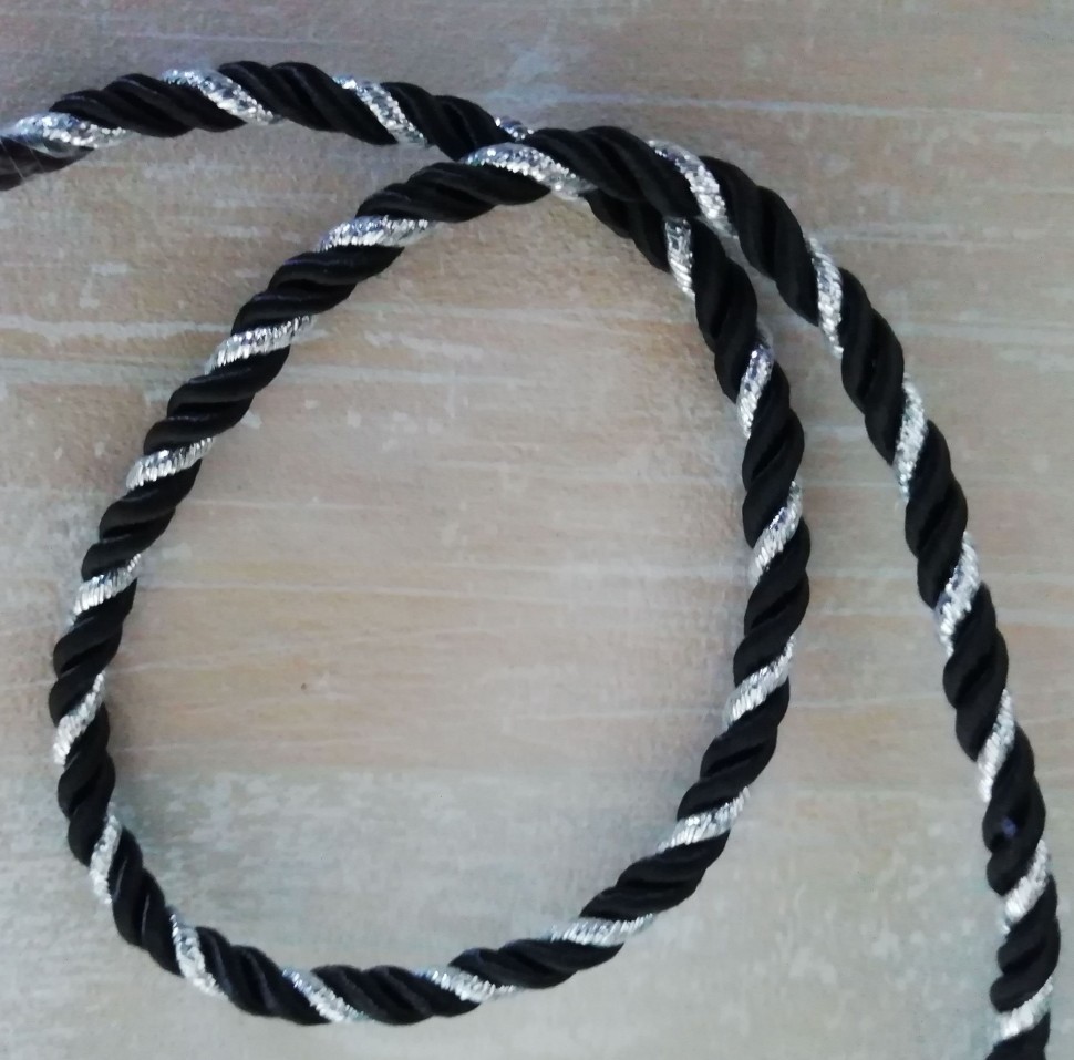 Шнур декоративный витой (канатик) 4 мм двуцветный: черный/серебро №6233.5