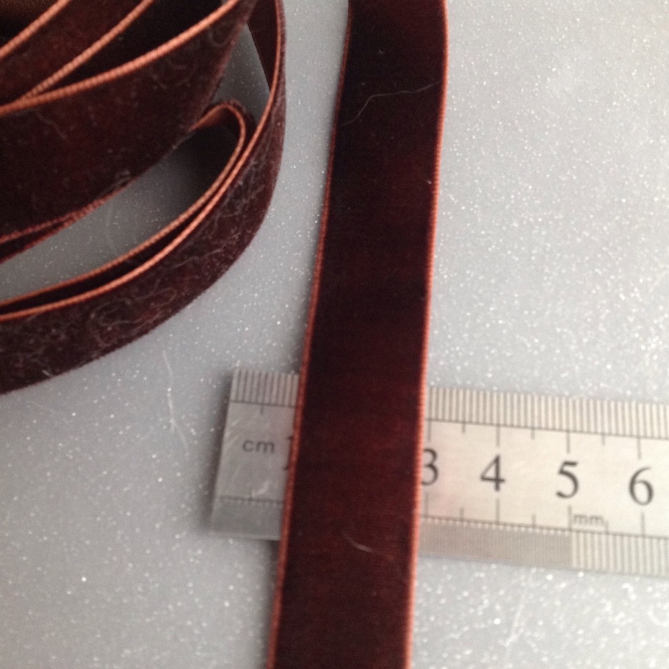 Лента бархатная (лента для рукоделия / тесьма) 20 мм Шоколадный №2348.3