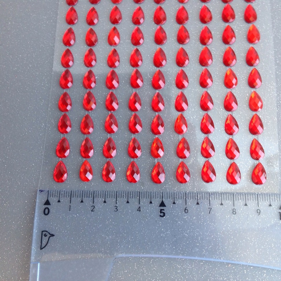 Полубусины Капли самоклеящиеся для рукоделия 10х7 мм (216 шт) Красный №6717.2