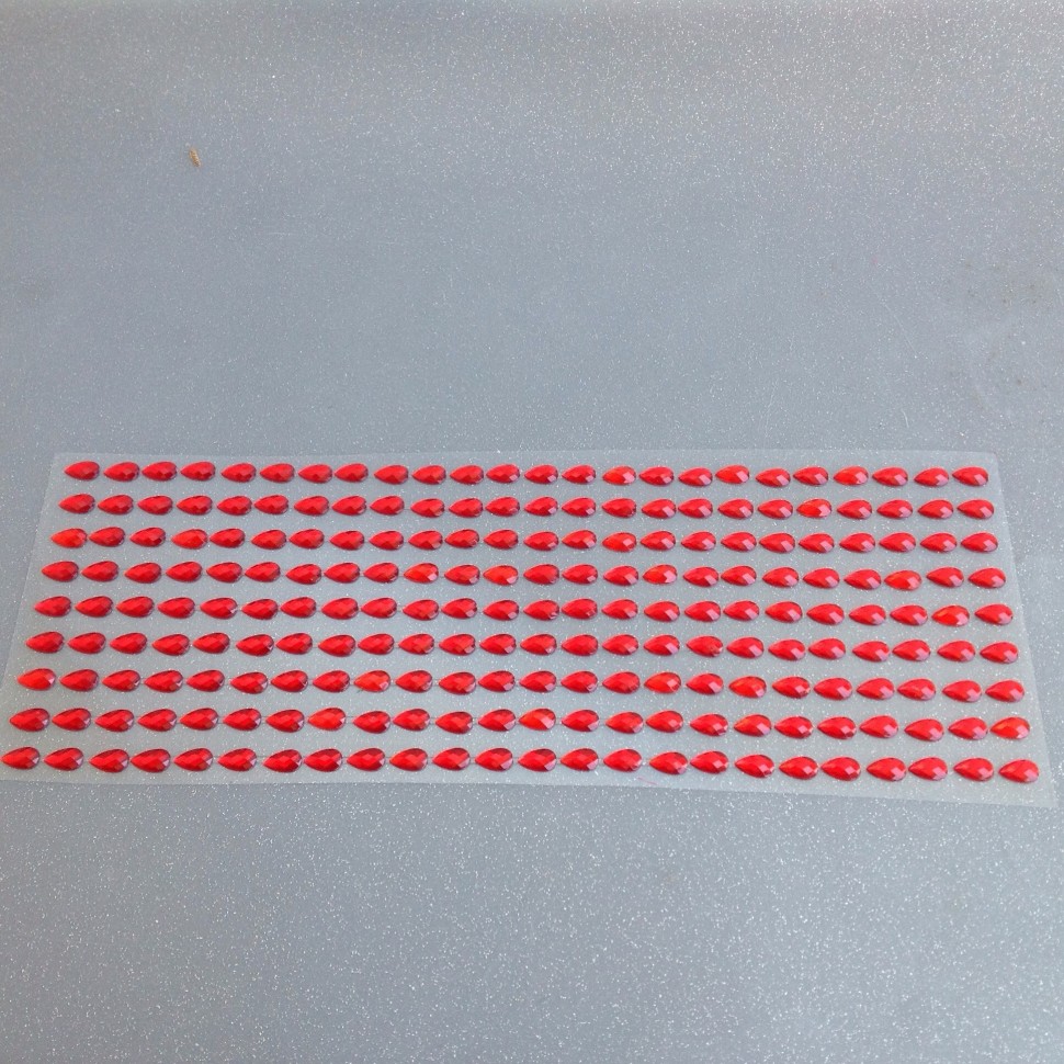 Полубусины Капли самоклеящиеся для рукоделия 10х7 мм (216 шт) Красный №6717.2